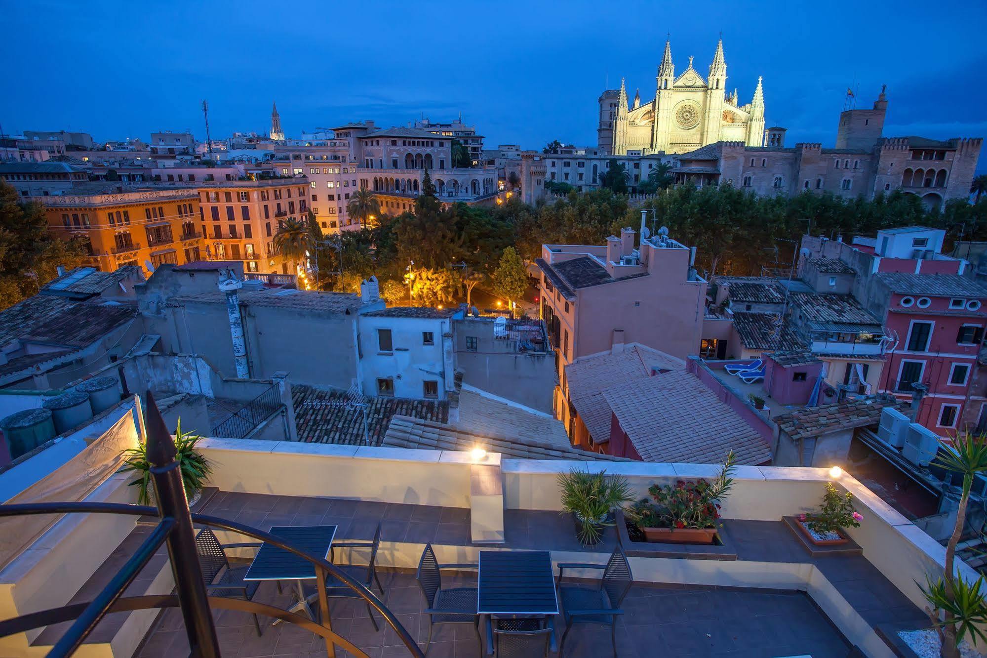 Apuntadores 8 Palma Exterior foto
